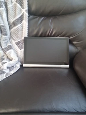 Lenovo Yoga Tablet 2 Pro-1380F 13.3" 32GB 2GB Ram Wi-Fi Android Tablet - Image 1 of 4