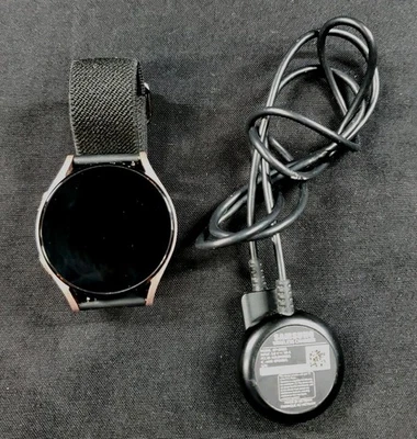 Reloj inteligente Samsung Galaxy3 41 mm MIL-STD-810G Gorilla Glass oro rosa rosa en muy buen estado+ Foto 1 de 4