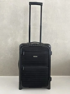 RIMOWA Bolero (Essential Sleeve) Cabin S Trolley I schwarz matt I 502191 - Bild 1 von 16