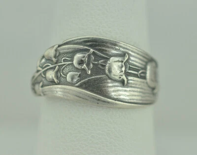 Delicado anillo de cuchara floral con flor de lirio del valle 925 sólido de plata de ley Foto 1 de 4