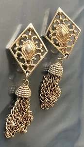 Vintage Sarah Coventry Gold Tone Tassel Dangle Drop Clip Earrings - Picture 1 of 3