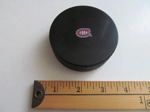 * 1 RARO DISCO DA HOCKEY MONTREAL CANADIENS NY NHL OLYMEL BENNY VICEROY * - Foto 1 di 4