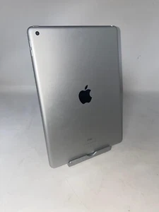 Apple IPAD 7a Gen. 32GB, Wifi, 10.2 " - Argent - Garantie 12 Mois - Photo 1/7