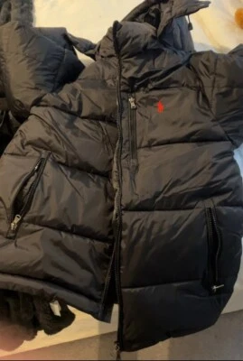 Polo Puffer negro Foto 1 de 4