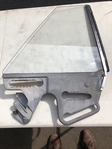 CONVERTIBLE BARRACUDA DART 1968 69 CLEAR QUARTER GLASS SIDE WINDOW PASSENGER RH - Picture 1 of 24