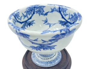19th Century Japanese Arita / Hirado Blue White Stem Cup 6 Inch Diameter - Picture 1 of 6