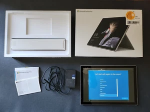 Microsoft Surface Pro 5 12.3" 256GB, 8GB RAM, Wi-Fi Tablet - Silver (FJY-00002) - Afbeelding 1 van 10