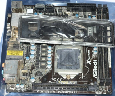 ASROCK B75M-ITX Intel B75 Desktop Motherboard LGA 1155 Mini ITX 17x17cm - Bild 1 von 4