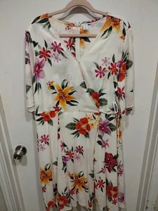 NWT Old Navy Women's Tropical Floral Cotton Blend Faux Wrap Dress Sz 1X-Vacation - Picture 1 of 8