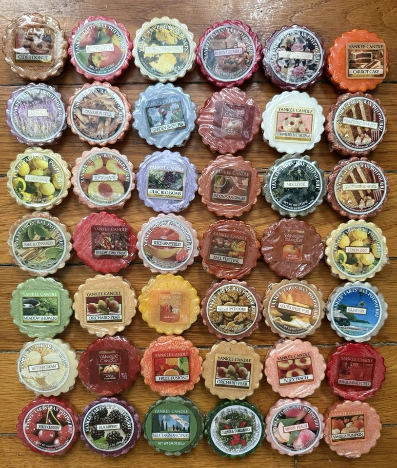 Lot Of 42 Yankee Candle Scented Wax Tarts Wax Melts Vintage Halloween Christmas - Image 1 of 4