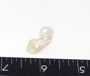 Barbie Chelsea Zapato Sandalia Solo Sin Muñeca Moda Vestido Ropa Concha Playa Perla - Imagen 1 de 5