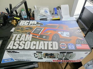 Team Associated RC10 American Custom 6x6 1:10 On-Road Semi-Truck Kit 30139 USA - Picture 1 of 7