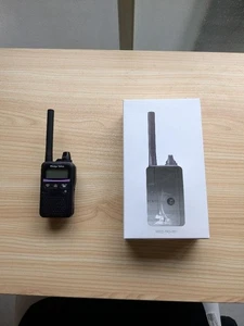 ICOM Wedge transceiver Working - Picture 1 of 3