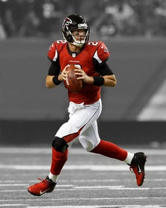 Atlanta Falcons MATT RYAN Glossy 8x10 Photo Spotlight Football Print Poster - Picture 1 of 1