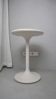 happy Tisch Beistelltisch weiß Tulip Table Christophe Pillet Design Kunststoff - Bild 1 von 4