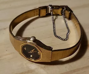 Orologio Vintage Seiko Donna V401-5170 Giappone Tono Oro Ha Bisogno Batteria Non Testato - Foto 1 di 6