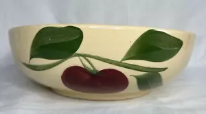 Vintage Watt Pottery Apple Serving Bowl Hand Painted Made USA Ovenware #96 8.5" - Picture 1 of 11