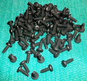 PHILLIPS PAN HEAD SCREWS BLACK OXIDE 8 x 1/2" ( 400 ) PIECES - Picture 1 of 1