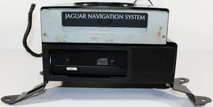 JAGUAR S-TYPE GPS NAVIGATION RADIO DVD DRIVE CD CHANGER PLAYER XR83 10E887 CA - Bild 1 von 4