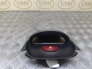Peugeot 206 Flasher Hazard Relay Warning Switch & Surround Trim MK1 1998-2009U - Picture 1 of 5