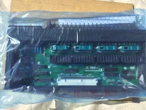 Mitsubishi MELSEC Programmable Controller AY23 Output Module - Picture 1 of 4