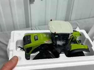 CLAAS model 5000 XERION Quad Trac 4WD Tractor 1:32 scale WIKING NIB - Picture 1 of 11