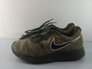 NIKE TANJUN PREM PREMIUM KHAKI 876899-302 27CM KHK Khaki Sneakers Sz 7 - Picture 1 of 10
