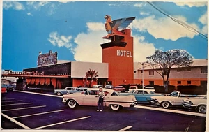 Postal del hotel Thunderbird de Las Vegas Nevada 1958 Cadillac Eldorado Brougham G3 - Imagen 1 de 5