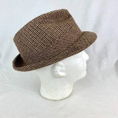 Vintage 1960s Fitzgerald Boston Tweed Fedora size 7 1/8 Brown 22 in Around Head - Image 1 of 4