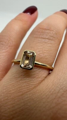 Anillo solitario de morganita de oro rosa de 9 quilates de 0,53 quilates talla esmeralda Gg254 Foto 1 de 4