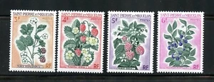 Conjunto completo de estampillas de frutas de bayas de San Pedro y Miquelón MNH #400-403 - Imagen 1 de 1