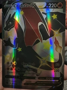 Charizard v Secret 79/73 Champions Path Holo Ultra Rare 2020 - Picture 1 of 2