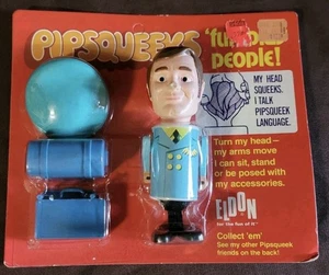 Vintage Eldon Toys Pipsqueeks Spielset 3761 Pilot mit Reisetasche Kofferraum & Tablett - Bild 1 von 2