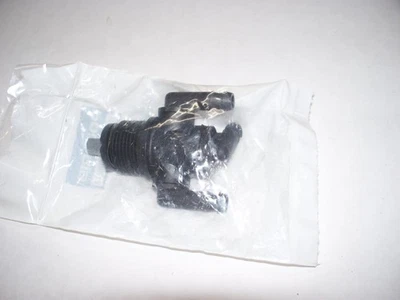 Válvula de combustible de gas Polaris ATV 2000-2001 Xplorer 3 vías 60 grados NUEVO FABRICANTE DE EQUIPOS ORIGINALES 7052276 Foto 1 de 2