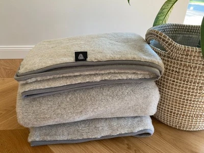 Wolldecke australisches Merino Naturhaardecke Wohndecke Kuscheldecke- 100% Wolle - Bild 1 von 4
