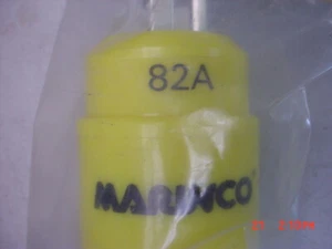 Marinco 82A Adapter Straight Blade Male to Locking Female 20 Amp 125 Volt - Foto 1 di 3