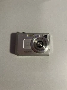 Casio Exilim EX Z750 7.2 MegaPixel Digital Camera - Picture 1 of 4