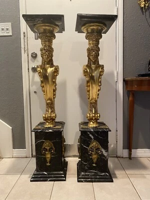 很棒的帝国脚踏。 MARBLE。 ORMOLU。 法国 19 世纪 — 第 1/4 张图片