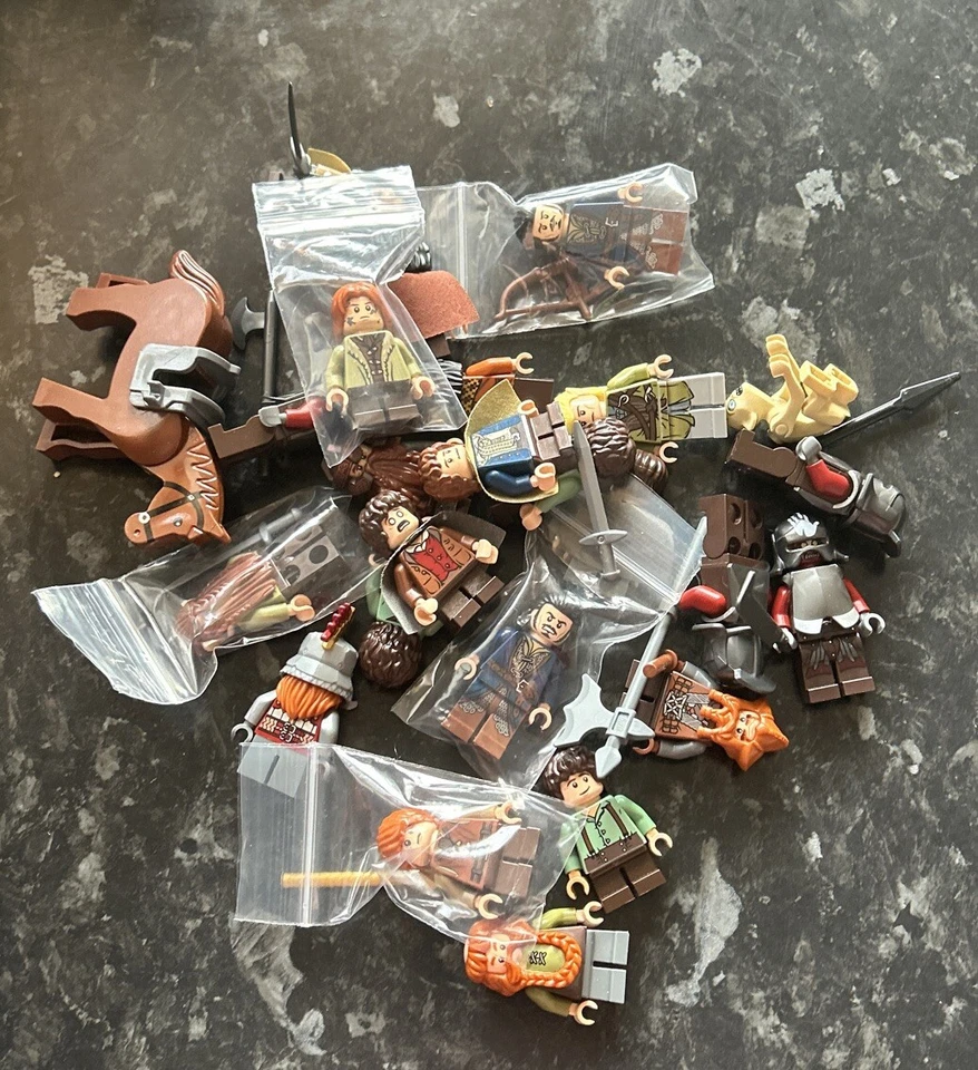 Lego LOTR | HOBBIT Mystery Minifigure Blind Bag + Accessory - Image 1 of 1