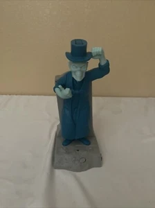 Disney Haunted Mansion Sipper Cup 50 Anniversary Hitchhiking Ghost Light Up NEW - Picture 1 of 5