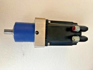 *** ALLEN BRADLEY MPL-B4530K-MJ72AA SERVOMOTOR + Wittenstein LP090-MO1-111-0 *** - Bild 1 von 8