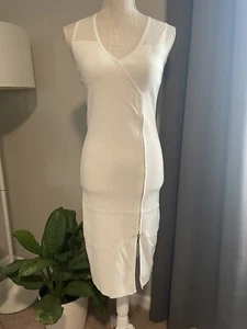 NEW! Bebe Crossover Zipper Detail Midi Dress Winter White Size Small MSRP $149 - Picture 1 of 10