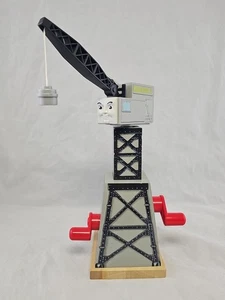 Grúa manivela Thomas el tren tanque de ferrocarril de madera motor amigos gris funciona 2001 - Imagen 1 de 6