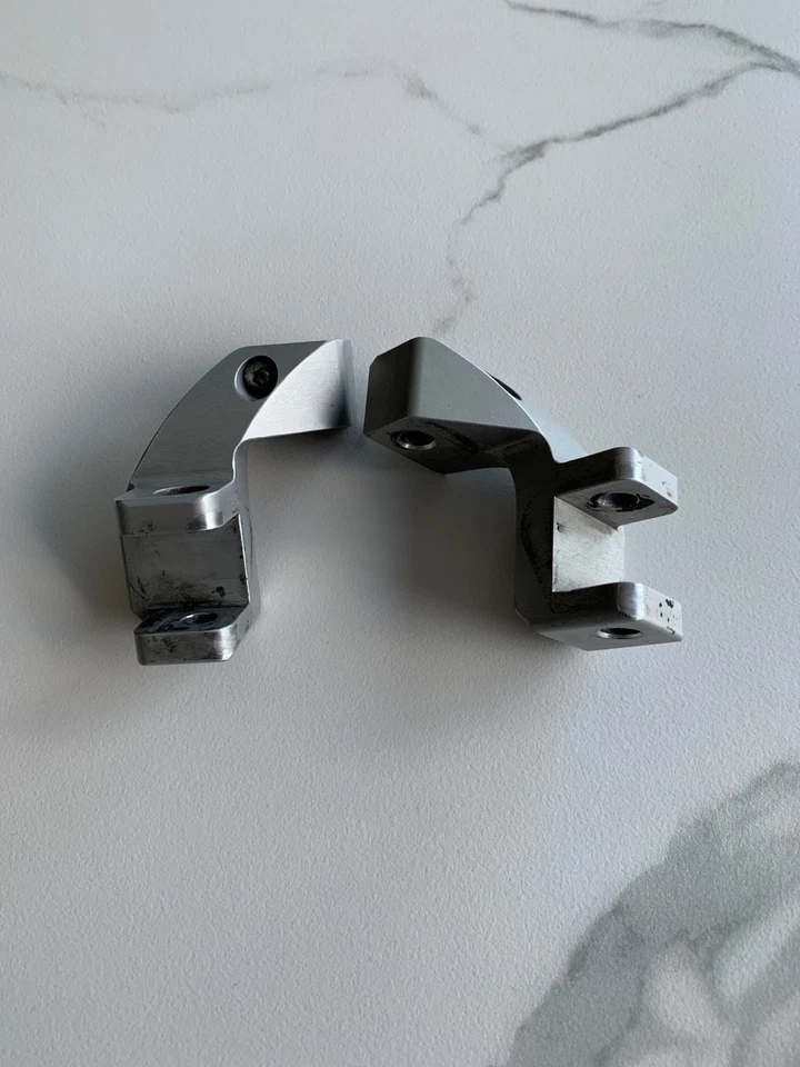 Wunderlich Zubehör - BMW - Beifahrerrastenverlegung für BMW R1200 und 1250 GS - Bild 1 von 1