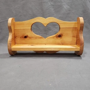 Vtg Wood Shelf Rack 16½" Tabletop Country Heart Cutout Primitive Farmhouse Decor - Picture 1 of 14