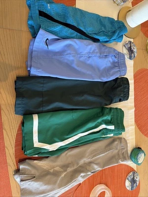 ¡¡PAQUETE DE PANTALONES CORTOS NIKE!! 5 pantalones cortos por el precio de tres (¡3 Nike y 2 más!) Foto 1 de 4