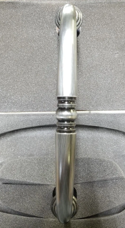 Manija de tirador de puerta de diseño espalda con espalda Alno D210-BB-AP Foto 1 de 3