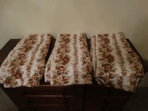 3x Vintage 70`s - Brown Flower Curtains - 2x 84" x 44" - 1x 86 1/2" x 42" - Picture 1 of 10