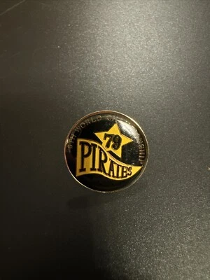 MLB Baseball Vintage Pittsburgh Pirates Pin 79 - Image 1 of 2