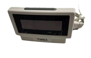 Timex Digital Alarm Clock T122NW W/ Nature Sounds Tested-Film Still On Screen - Picture 1 of 10
